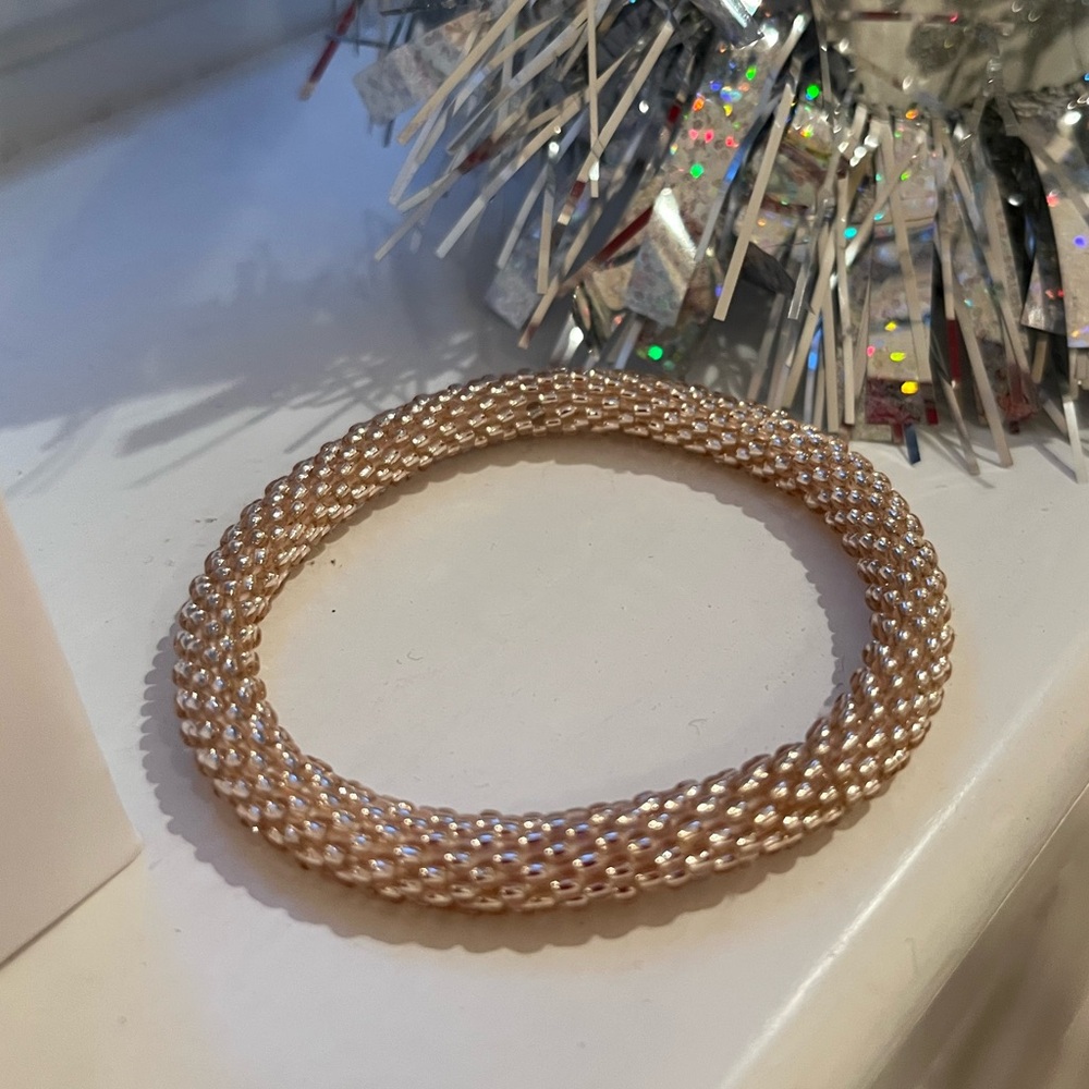 Sparkling stretch slip on bracelet (slides on easily) NWOT gorgeous great gift